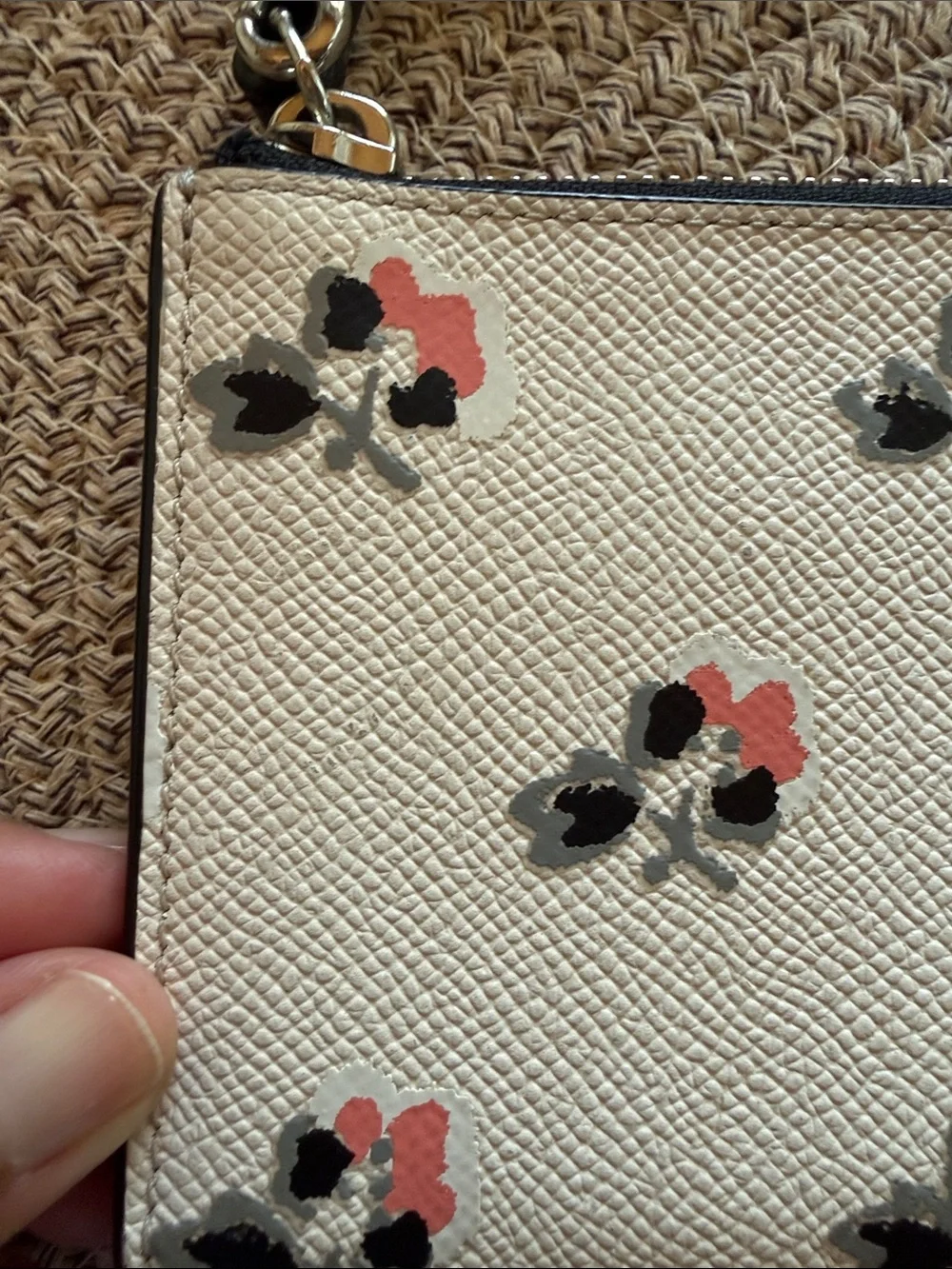 COACH White Floral Wristlet Wallet